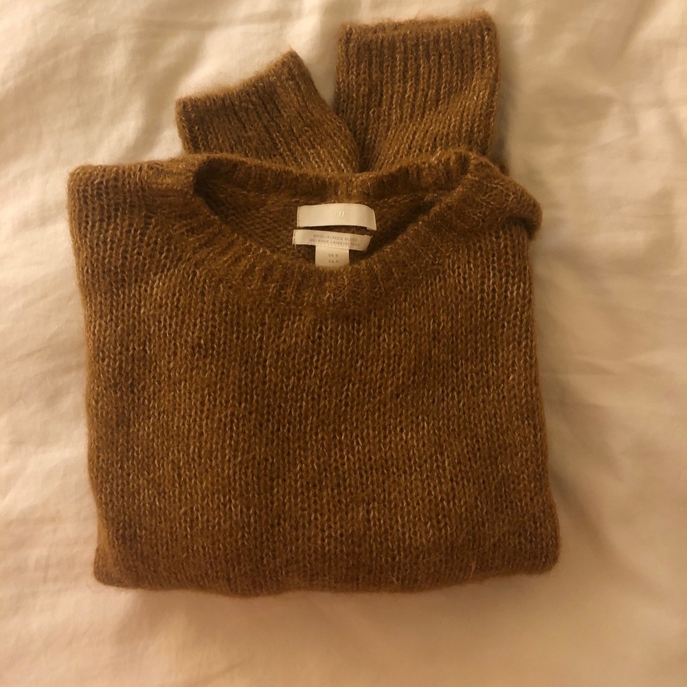 Wool/alpaca blend sweater